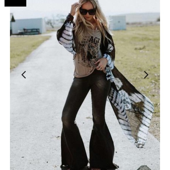 Three Birds Nest Tie Dye Kimono - Picture 2 of 3